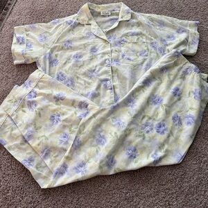 Character Women’s PJ Set Button  Shirt w Long Pants XL Purple & Yellow Vintage